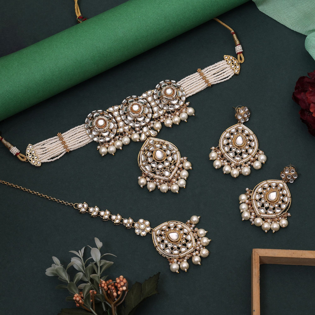 Classic White Kundan Pearl Jewellery Set