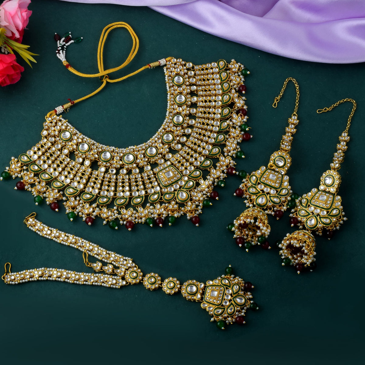 Emerald Green Kundan Bridal Choker Set with Earrings & Maang Tikka