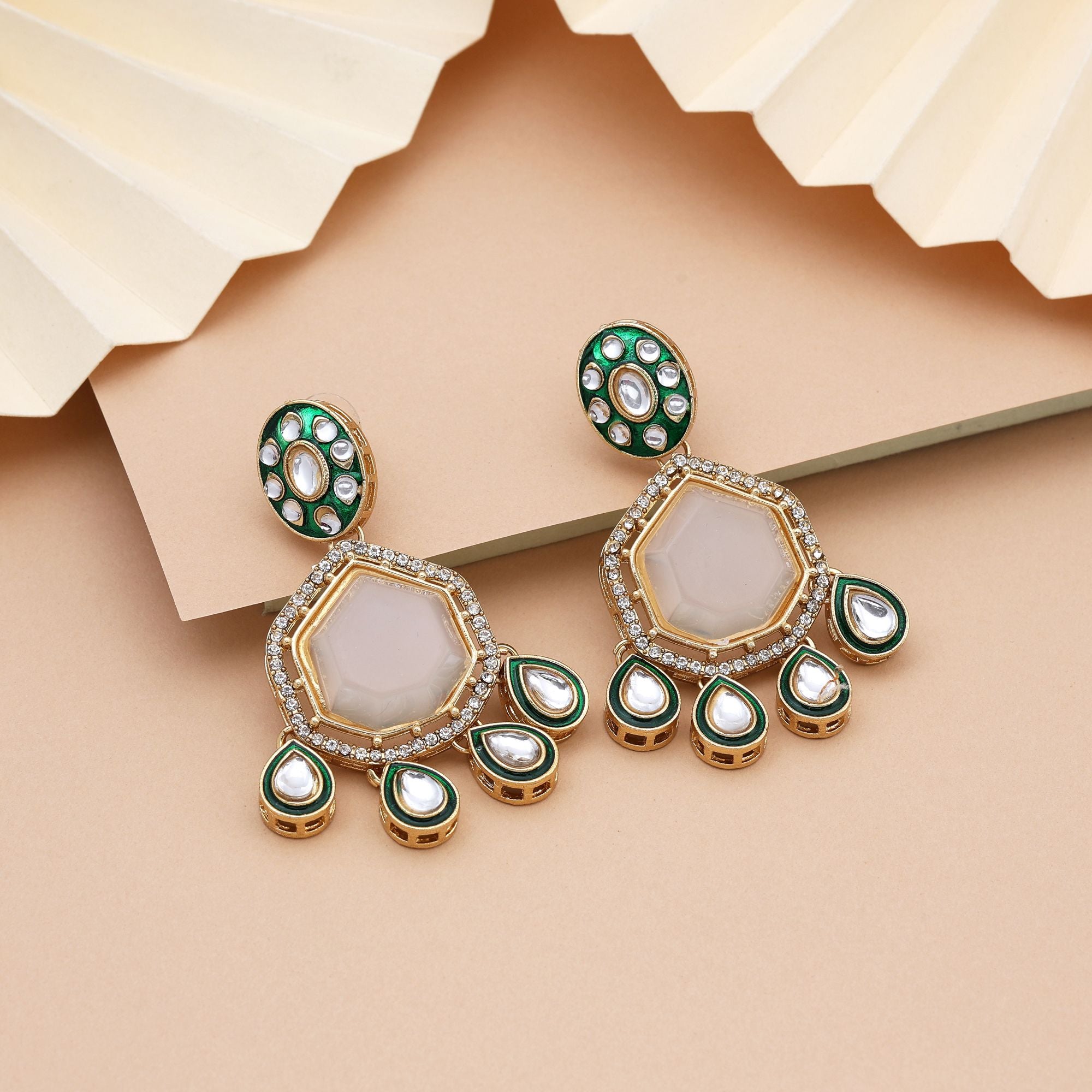 Elegant White Color Kundan Earrings With Stone Detailing Ideal For Brides And Bridesmaids