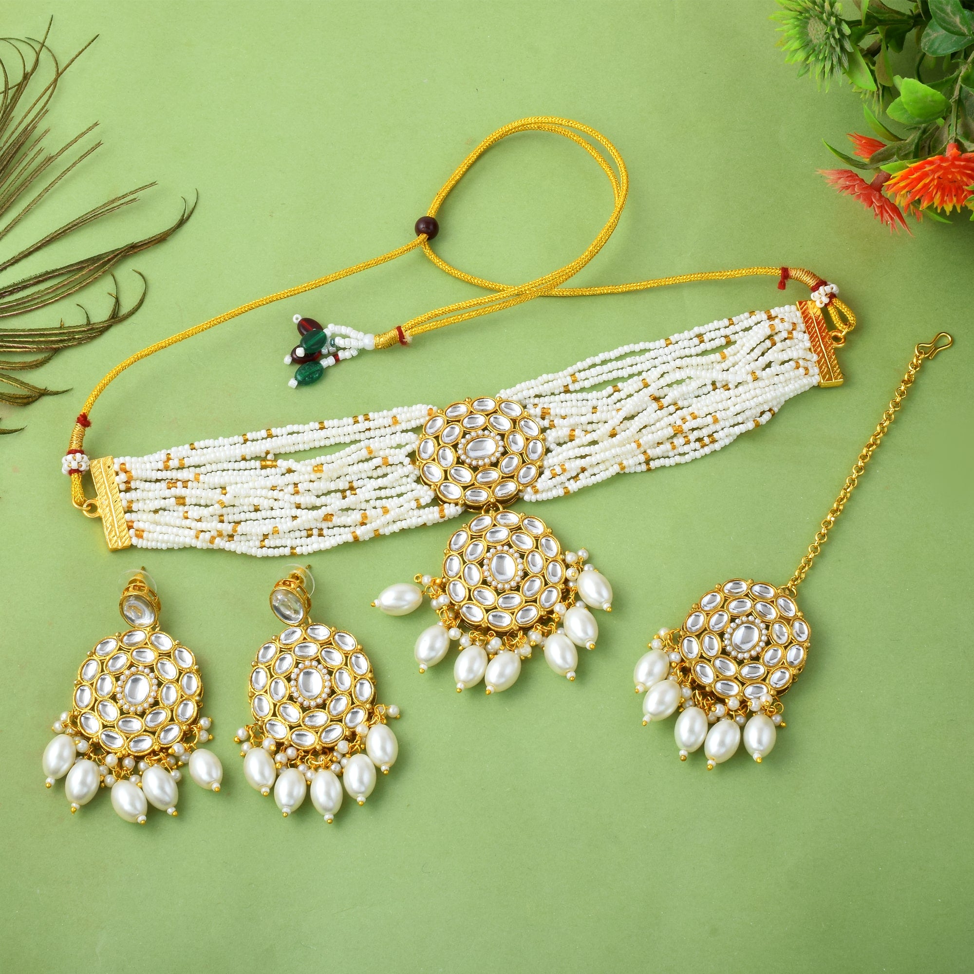 Bright White Color Choker Kundan Necklace Set For Bridal Glamour