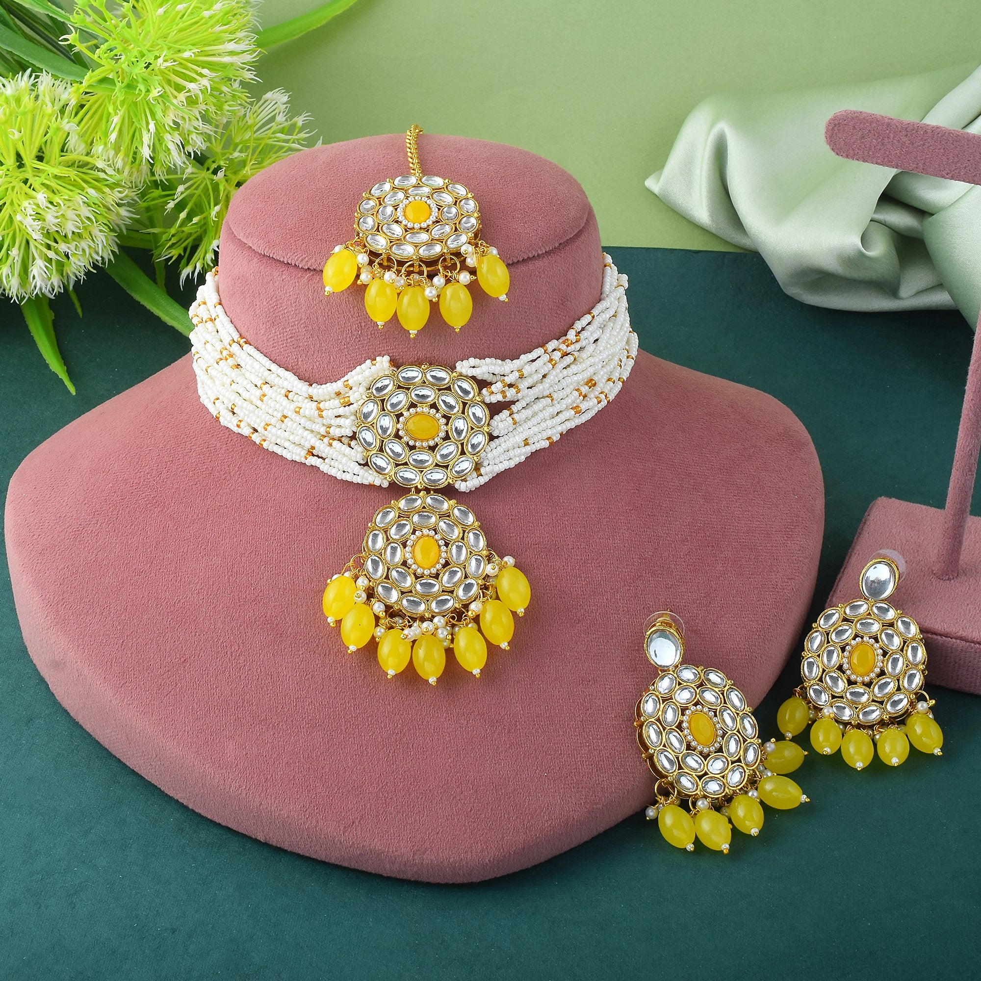 Yellow Color Choker Kundan Necklace Set With Traditional Design Accents