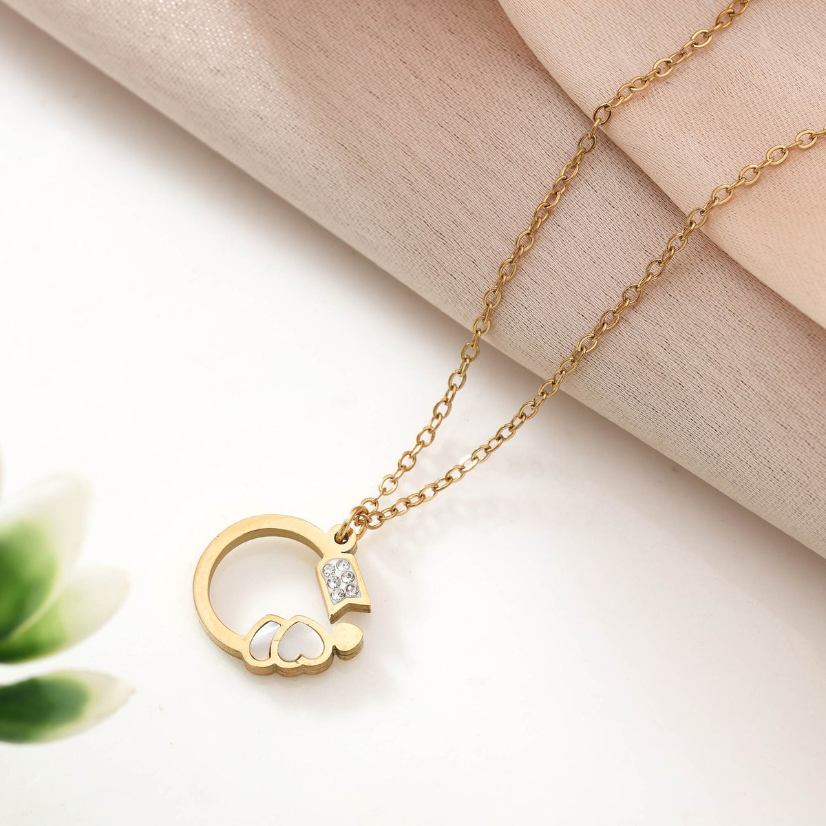 loveloop pendant